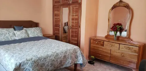 PENTHOUSE VIEW AND FLATS VACATION HOME 3 STUDIO Apartment)