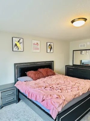 The Happy Hideaway suitable for family and friend's getaway. Hotel in zona Rush Creek