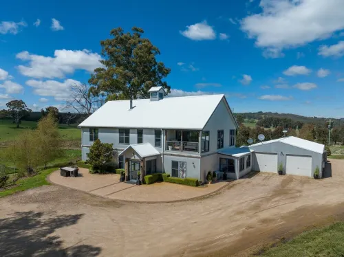 Chateau Wollemi, Essington, Oberon NSW