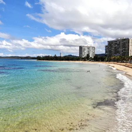 Serenity by the Beach, Pool & El Yunque Rainforest. 2Br-2BA