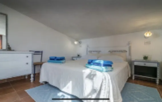 A jewel by the sea, attic with Wf