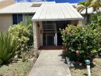 TROPICAL HAVEN Hotel a 