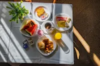 Bevile Hotel Hotels in Sereno