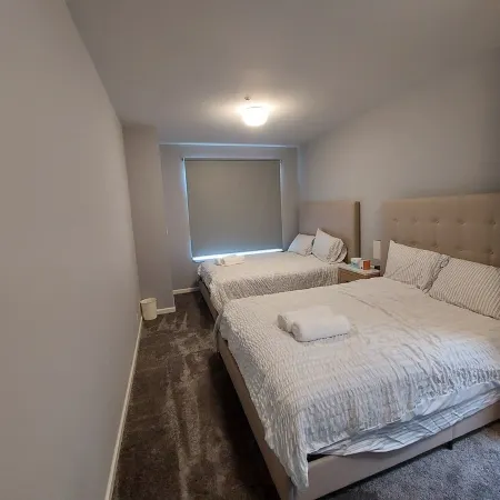 Spacious 3 bdrm, 8 beds, 2 baths w/ full kitchen