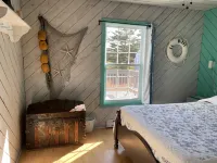 The Sea Drift in Darnley!  Close Twin shores and Thunder Cove Beaches! Hotels in Prince County