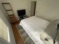 Boston’s Best! Free parking! 2 Bdrm apt with backyard, patio and parking Hotels near T-Mobile