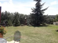 Bed and breakfast in restored Gascon house 2 km from shops. Hotels in Gers