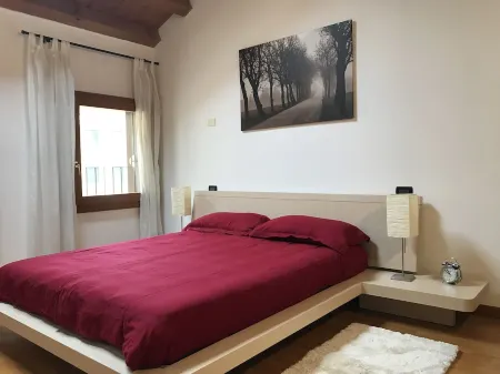 Francesca's house - between VENICE VERONA and DOLOMITES