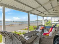 Enjoy Gorgeous Sunsets from Your Waterfront Beach House. Hotels in Hull