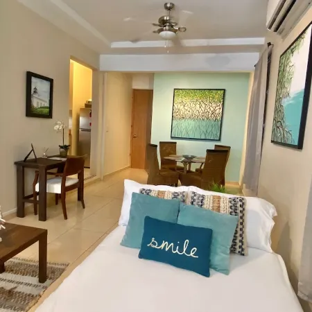 La Central Villa / Cozy, Private and Centric Stay Near Downtown Fajardo