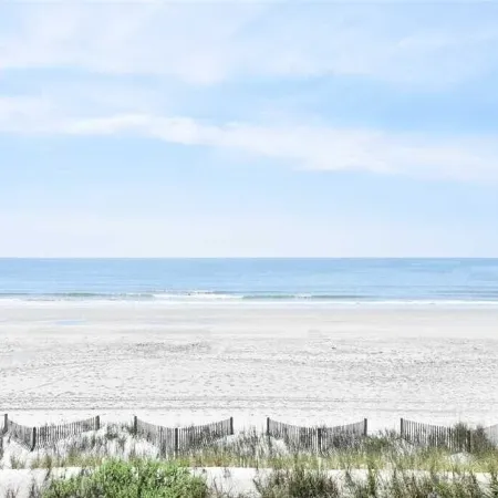 2 Large Bedrooms, Double Oceanfront Balcony, Full size kitchen, Pool!