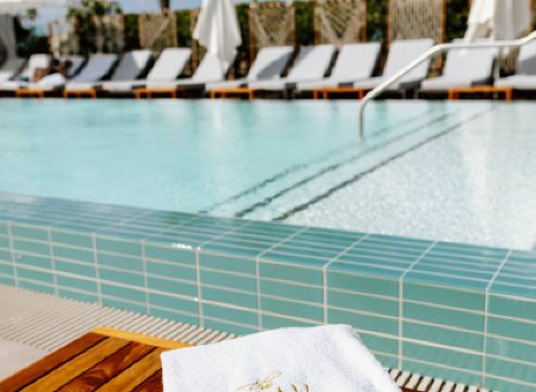 The Ray Hotel Delray Beach, Curio Collection by Hilton