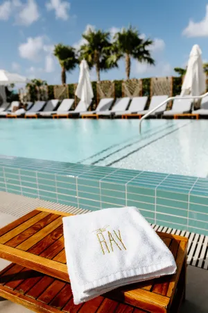 The Ray Hotel Delray Beach, Curio Collection by Hilton
