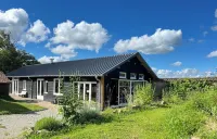 Beautiful, completely renovated (group) accommodation INCL NEW (FEEST) HALL