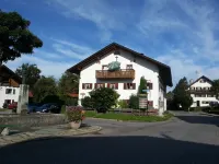 Cozy apartment, with Königscard centrally located in the Ammergau Alps Hotels in Bad Bayersoien