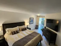 Relaxing retreat at Pacific Shores Resort Condo 1 Bedroom + Kitchen Hotéis em Nanaimo E
