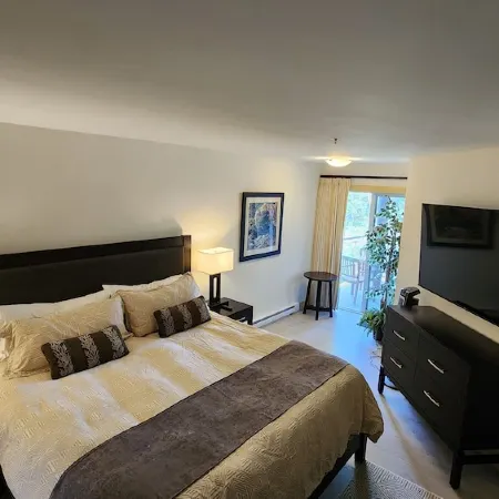 Relaxing retreat at Pacific Shores Resort Condo 1 Bedroom + Kitchen