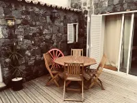 Casa das 2 Marias is a traditional Azorean house located in the center of Furnas