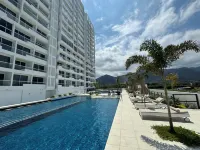 Suite with Jacuzzi and beautiful sea view, Pool and 100m away from the beach