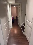 private entrance, spacious 1 bdrm with two beds, in Canada near the border