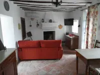 Mirasierra House Hotels in Bedmar