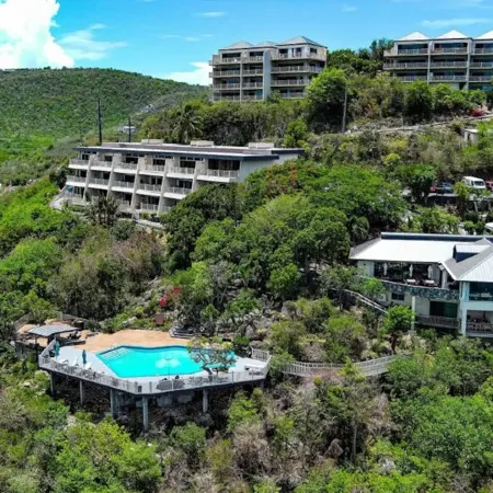 Mermaid Escape~Romantic Getaway Newly Renovated with Luxurious & Stunning Views
