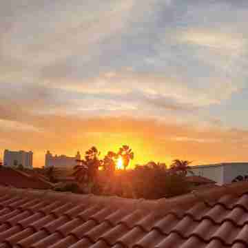 PALMA REAL 2 bed, 2 bath, sleeps 6, close to Palm beach. Others