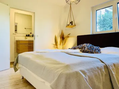 Cozy holiday apartment on the Rheinhöhe near Bonn for families Các khách sạn gần Forest and Wildpark Rolandseck