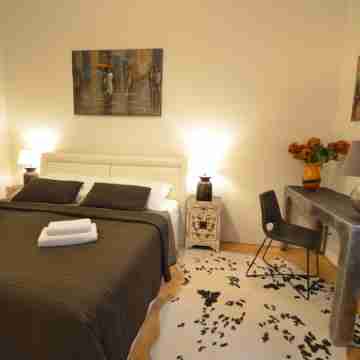 Grand Luxury - Collection Hastalska - Old Town Square Rooms