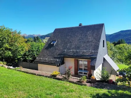 Maison 7 Personnes - Quartier Calme - Belle vue sur Charlannes