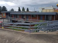 Mahogany Motel