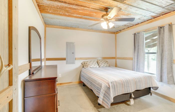 5 Mi to Lake Barkley: Secluded Retreat in Kuttawa