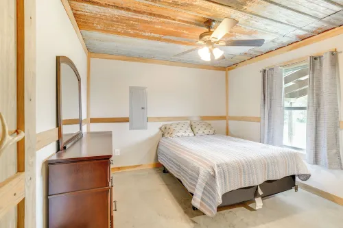 5 Mi to Lake Barkley: Secluded Retreat in Kuttawa - 2 étoiles