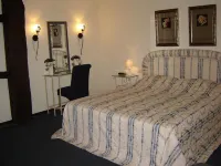 Kasteel Schaloen Hotels in Schin op Geul