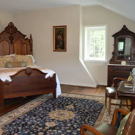 Inn at Springfield Manor