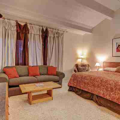 The Lift C212 Condo Rooms