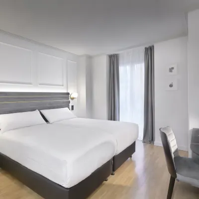 Hotel Inca Отели рядом с достопримечательностью «Стадион «Ромареда»»