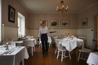 Kivikstrand Badhotell Hotels in Simrishamn N