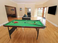 Preseli Heights Hotels in 