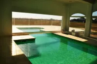 Howard Johnson by Wyndham Pergamino Hotels in Pergamino Partido