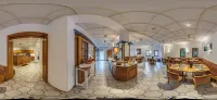 Landhotel der Distelhof Mit Scheunencafe Hotels in Зуль