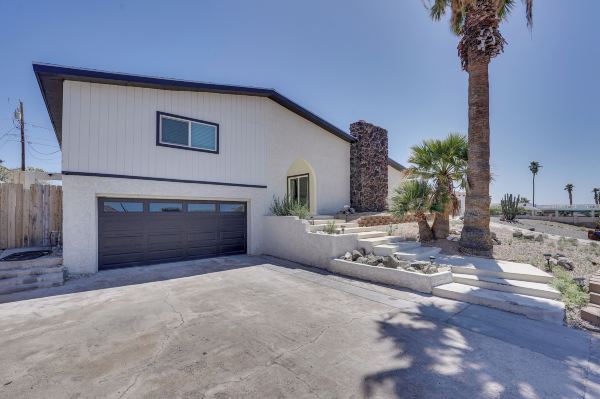 Pool, Game Room, Hot Tub Lake Havasu City Oasis!