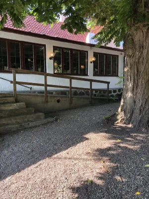 Skivarps Gästgivaregård Hotels in Skurup