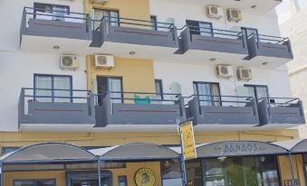 Danaos Hotel