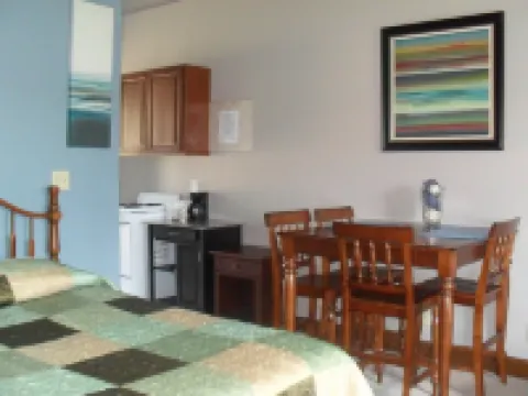 Spruce Hill Inn & Cottages Hotels in Washington Township