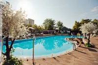 President Resort Hotel - Luxury