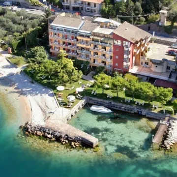 Hotel du Lac - Relax Attitude Hotel