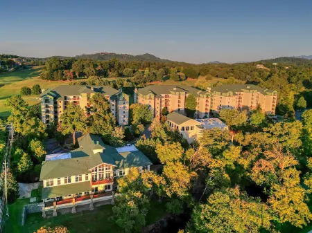 RiverStone Condo Resort & Spa Отели рядом с достопримечательностью «Gateway RV Park & Campground»