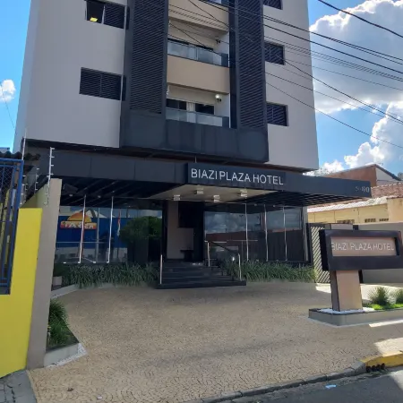 Biazi Plaza Hotel Отели в г. Бауру