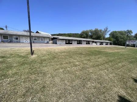 Troy Motel Отели в г. Брадфорд Каунти